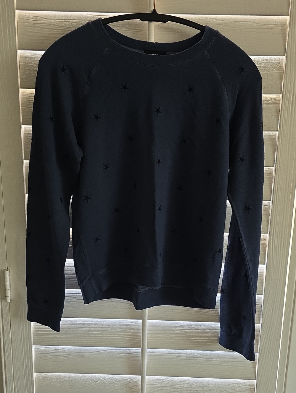 Monrow Navy Star Light Top